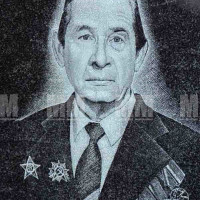 Гравировка портрета на памятнике